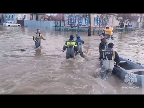 Видео: Город под водой: Орск затопило после прорыва дамбы