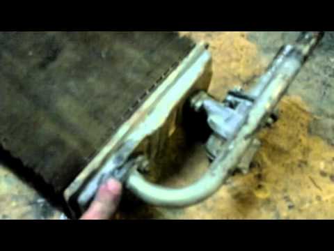 Видео: Замена радиатора печки ВАЗ  Подробно