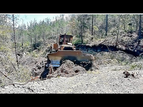 Видео: ~ДЛИННОЕ РАБОЧЕЕ ВИДЕО с бульдозером ЗАПОЛНЕНИЕ ОБРУШЕННОЙ ДОРОГИ СТРОИТЕЛЬСТВО ДОРОГИ, ПОКРЫТОЙ~ A_