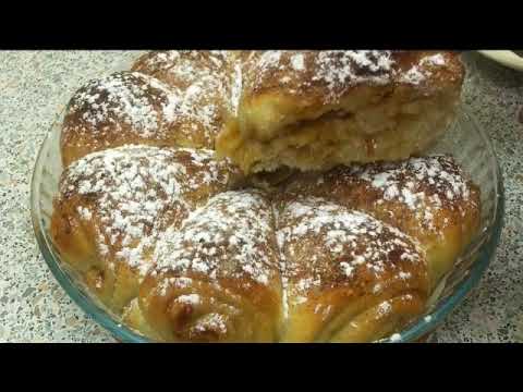 Видео: Невероятный пирог-рожки на закваске с яблочным повидлом