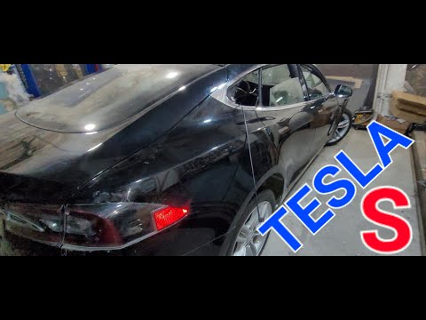 Видео: TESLA model S замена заднего крыла и часть силового порога