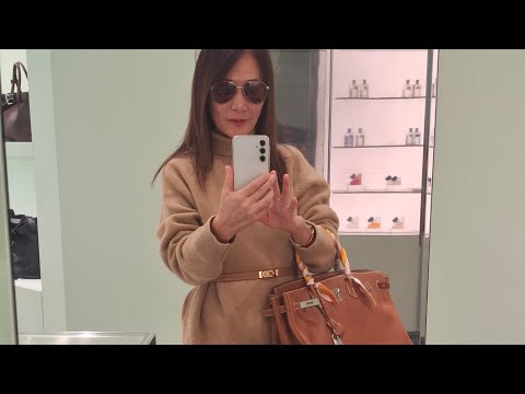 Видео: Италия очки  PRADA, 410 euro, сапоги PRADA 1800 euro