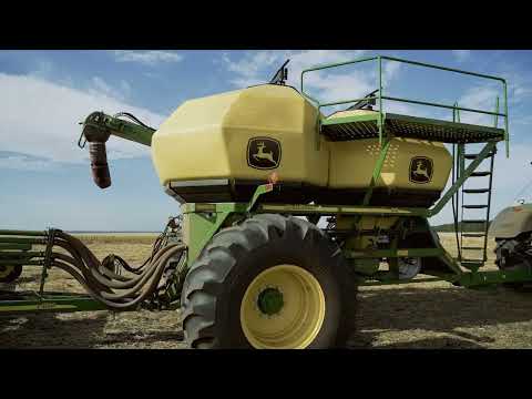 Видео: Сеялка John Deere 1890. Сев по ОЧЁСУ. Экономим время и влагу.