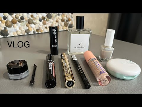 Видео: VLOG! Декоративная косметика минималиста