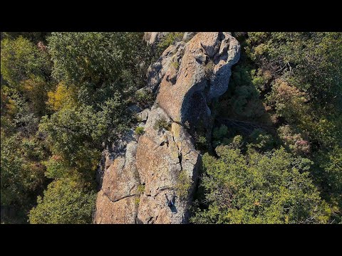 Видео: Скално образувание "Сватбата" - Тайните на село Скалак