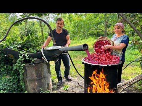 Видео: Как приготовить РОЗОВУЮ ВОДУ в деревне — 1 час лучших рецептов