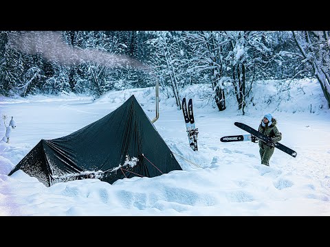 Видео: НОЧУЕМ В САМОДЕЛЬНОЙ ПАЛАТКЕ С ПЕЧКОЙ, ПОХОД НА ЛЫЖАХ