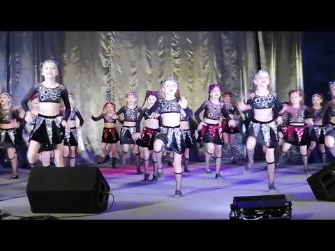 Видео: "Топ топ по паркету" ансамбль Стиль