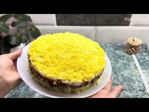 Видео: Салат из куриной печени — нежный, вкусный и очень сытный!