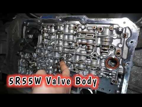 Видео: Установка блока клапанов и соленоидного блока Explorer 5r55w!!! Коробка передач пробуксовывает, м...