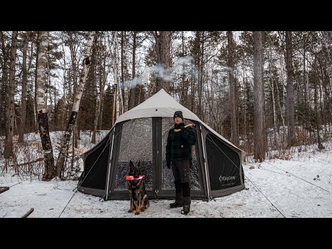Видео: Зимний кемпинг с собакой в ​​огромной палатке Kingcamp Bell