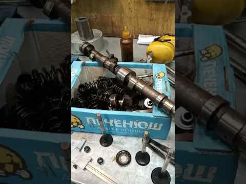 Видео: Обзор 248й гбц с "Серого москвича 2140" перед ремонтом