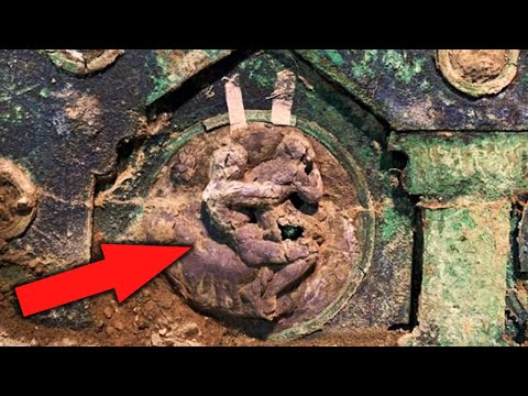 Видео: Археологи обнаружили находку, которая смогла их напугать!