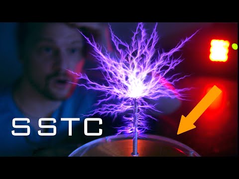 Видео: ⚡Создание этой катушки Тесла ИЗМЕНИЛО ВСЕ (ОГРОМНАЯ 3D-молния)⚡