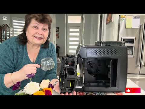 Видео: Секрет чистой кофеварки: вкусный кофе каждый день! ☕️ Средства для чистой кофейной машины: хороша...