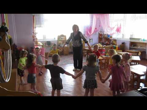 Видео: Подвижная игра "Мы топаем ногами"