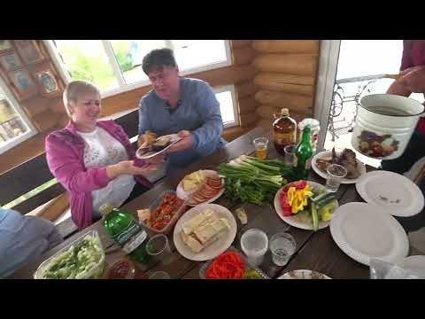 Видео: Встреча одноклассников спустя 36 лет