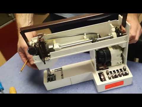 Видео: Demontage der Nähmaschine für Ersatzteile, разборка швейной машины Pfaff tipmatic 1013 на запчасти