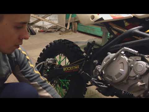 Видео: Ремонт главного тормозного цилиндра, прокачка заднего тормоза.