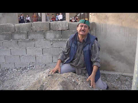 Видео: Лахзахои Гуворро "МУТРИБА ЧАМШЕДА КИДАТ КАРД!" сахнаи нав 2024