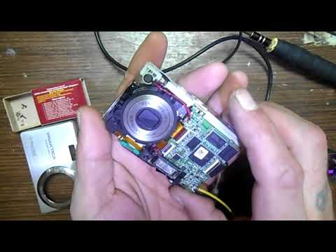 Видео: Цифровой фотоаппарат "ПРАКТИКА" не включается.