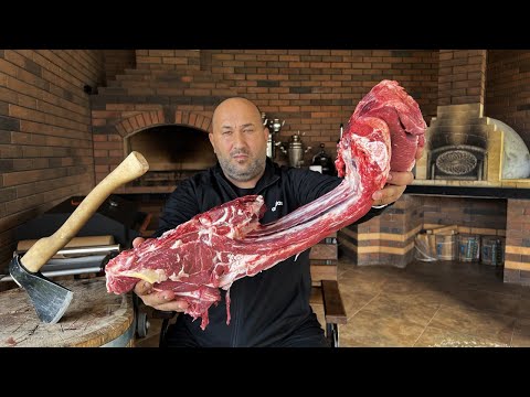 Видео: Брутальный стейк Томагавк весом 15 кг! BIG STEAK