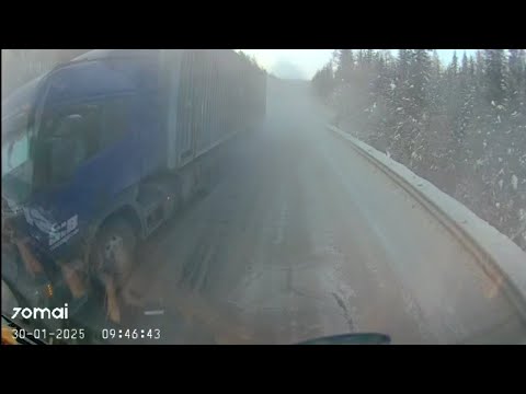 Видео: Подборка ДТП, происшествий и помощи на дороге!