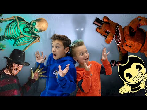 Видео: Ужасная ШКОЛА с МОНСТРАМИ. Артур и Давид в Scary School