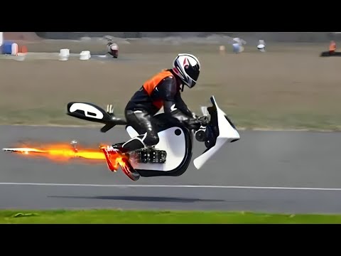 Видео: Этот новый японский мотоцикл навсегда изменит представление о путешествиях