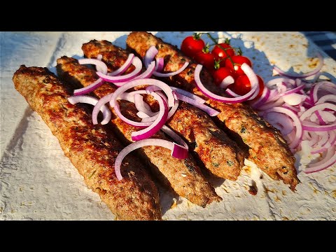 Видео: Как приготовить люля кебаб из баранины на мангале | Все основные секреты!