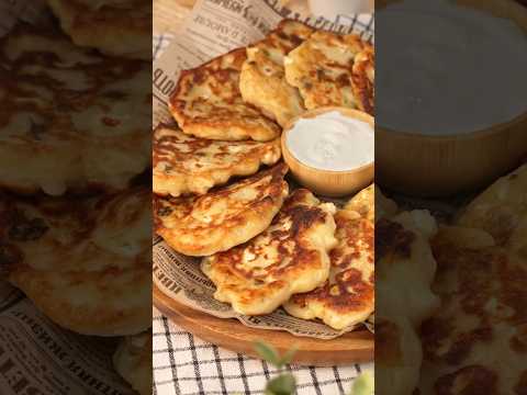 Видео: САМЫЕ ЛЕНИВЫЕ ПИРОЖКИ!Очень вкусно и просто!