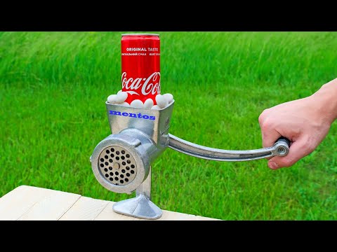 Видео: Эксперимент: Мясорубка против Кока-Колы и Ментоса