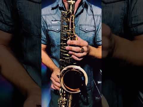 Видео: Алла Пугачёва, Raimonds Pauls - Старинные часы (SAX cover by OppositeMus)