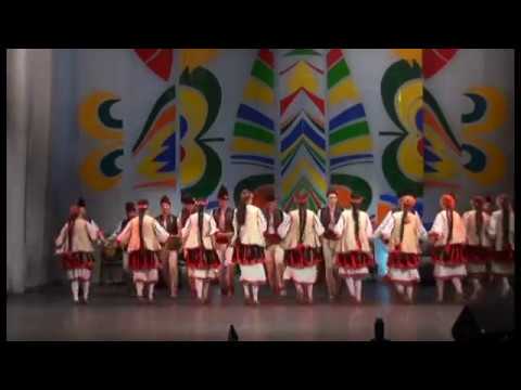 Видео: 45 години ансамбъл "Розова долина" - Карлово: ПО ГРОЗДОБЕР