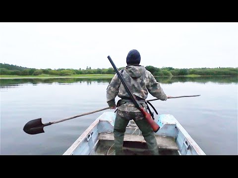 Видео: ОТКРЫТИЕ ОХОТЫ НА УТКУ / ТОВАРИЩ ВПЕРВЫЕ НА ОХОТЕ / КОМАРОВ СТОЛЬКО, ЧТО ДЫШАТЬ НЕ ЧЕМ.