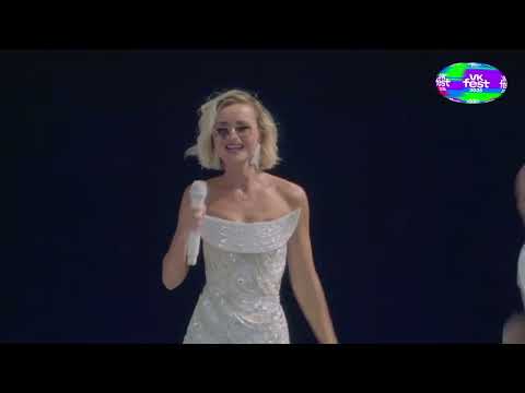 Видео: Полина Гагарина -- Нет (VK Fest 2025)