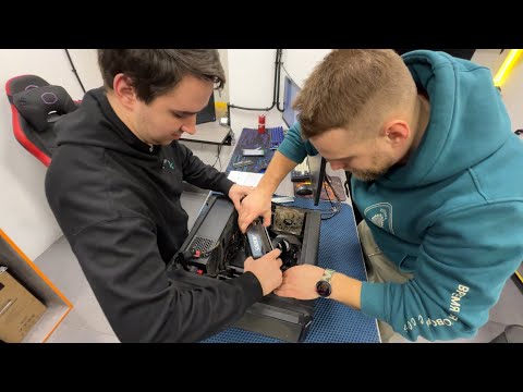 Видео: Пришлось ломать корпус, чтобы вставить эту видеокарту! #HappyPC