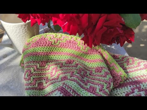 Видео: Мозаичное вязание крючком - обзор палантина из YarnArt Flowers