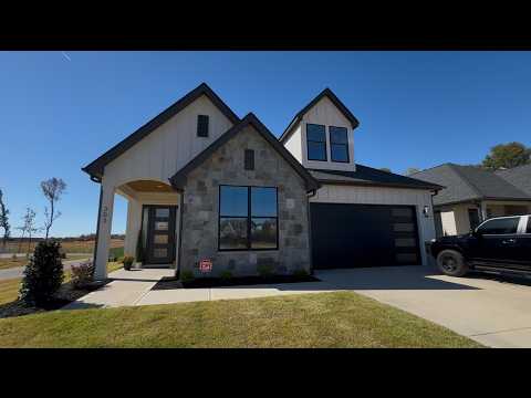 Видео: Гринвилл, Южная Каролина: новейший элитный жилой комплекс | Rosewood Homes в Грире, Южная Каролина