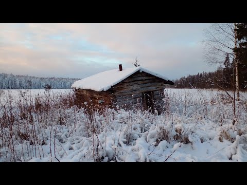 Видео: СТАВИМ СЕТИ у СТАРОЙ ИЗБЫ. УСТАНОВКА СЕТЕЙ под ЛЁД с ПОМОЩЬЮ ТОРПЕДЫ. Часть вторая.