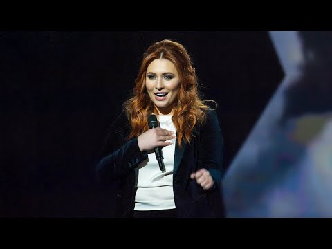 Видео: Анастасия Спиридонова — Кони привередливые (Live)