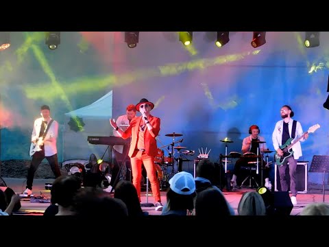 Видео: ТОП 27 выступлений группы Брэнд Бэнд