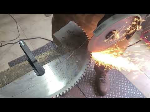 Видео: Изготовление кухонного ножа в узбекском стиле.