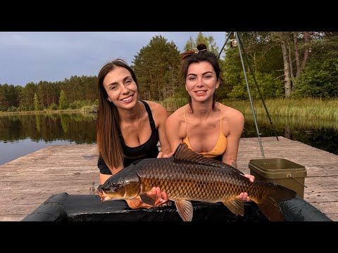 Видео: В цьому озері чорна вода і чорні коропи! Рибалка на коропа озеро Плитниця