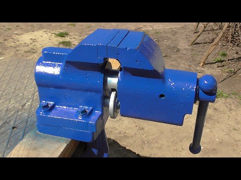 Видео: Реставрация ТИСКОВ в гаражных условиях. / Vise Restoration.