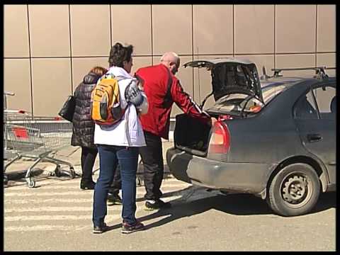 Видео: Парковочные места для инвалидов-водителей