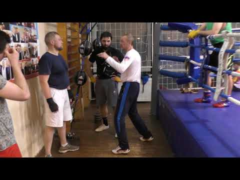 Видео: Для чего нужен челнок в боксе (English subs)