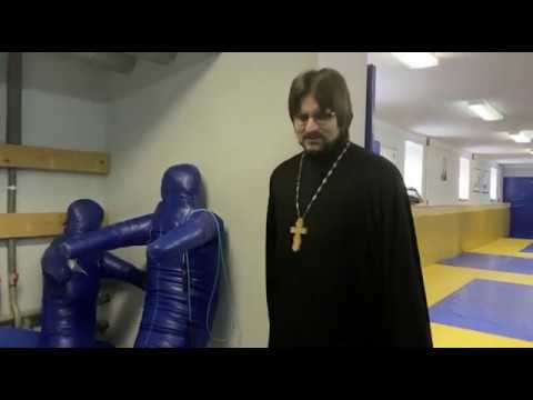 Видео: Варницкая гимназия изнутри глазами директора