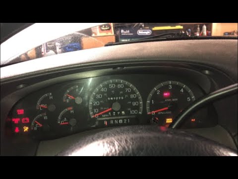 Видео: EP83-98 Ford Expedition Мигает индикатор защиты от угона/Не заводится