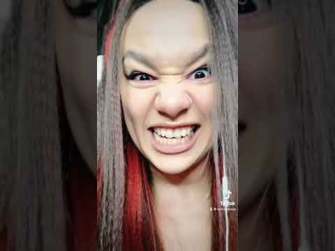 Видео: НЕЛОВКИЕ МОМЕНТЫ, ЛУНАТИКИ - все, чтобы ты улыбнулся!